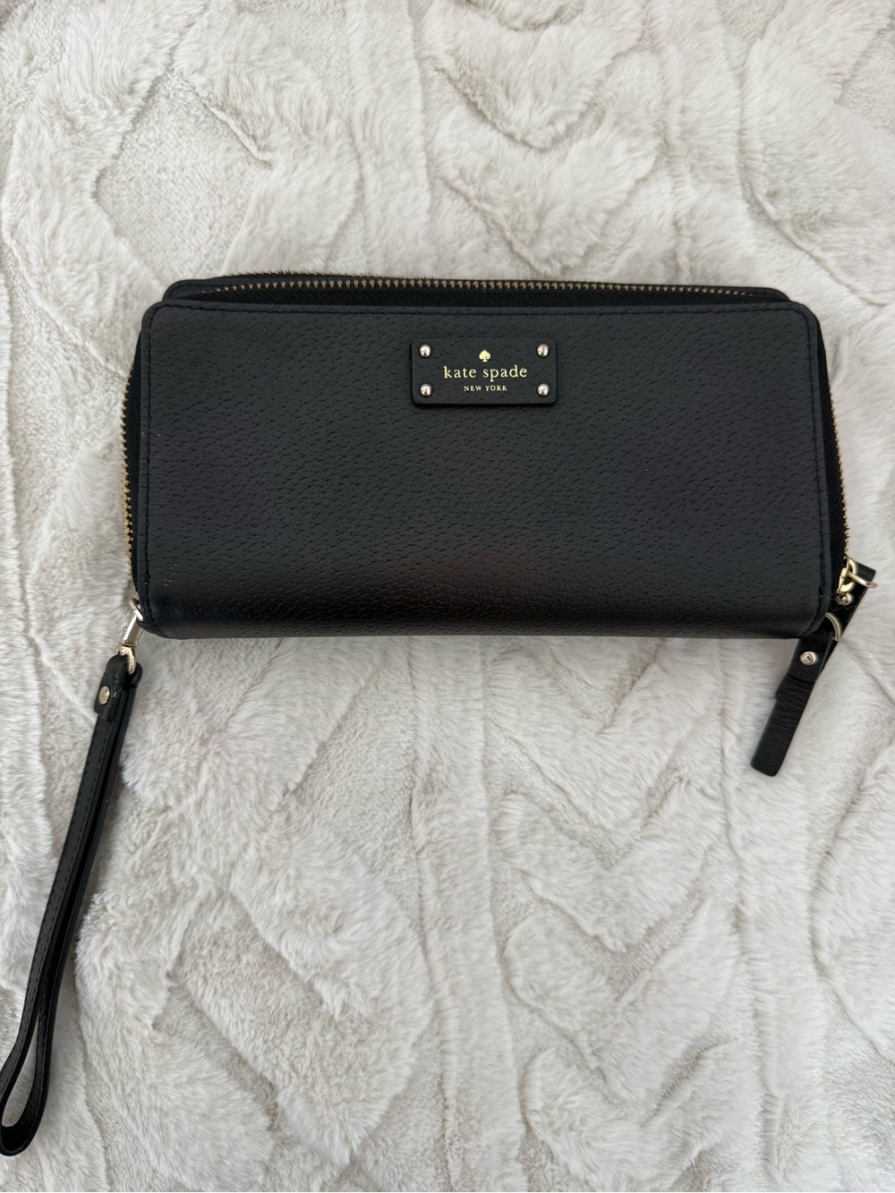 kate spade Black Leather Zip Around Wristlet Wallet